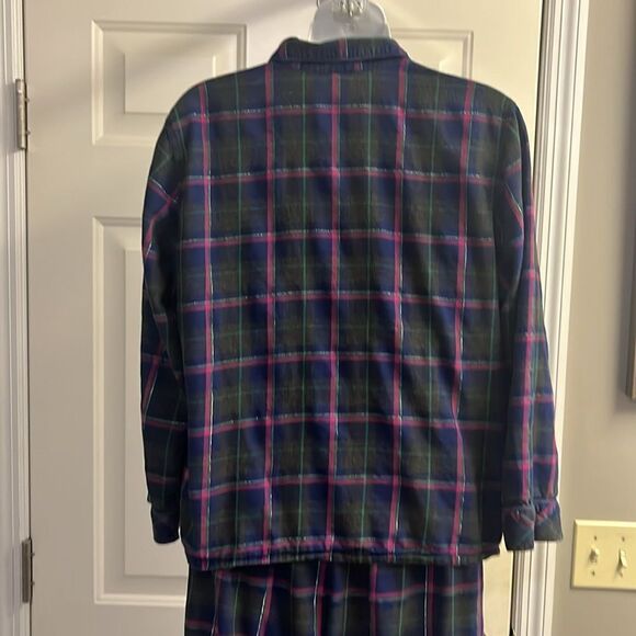 Victoria’s Secret Blue Plaid Two Piece Pajama Set- Button Down Pull-On-Med Short - Picture 10 of 16